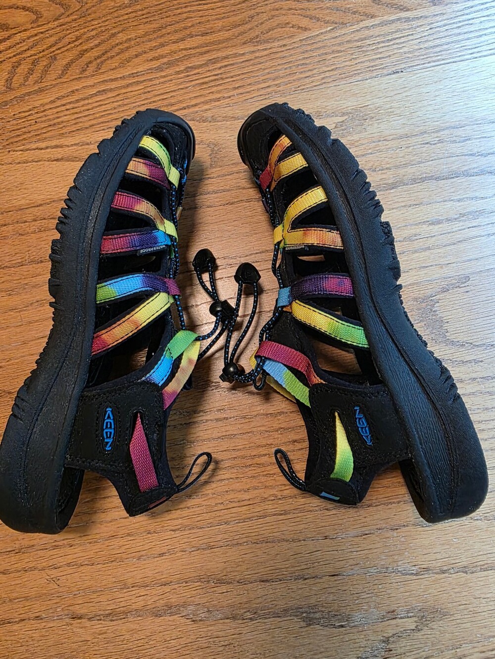 KEEN Whisper Women's 9.5 Sandals Original Tie Dye Rainbow Waterproof 1025038 - Picture 10 of 17